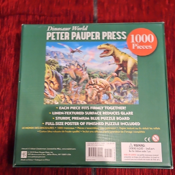 1000 Dinosaur World Puzzle - Picture 3 of 3